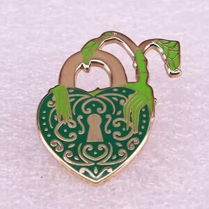 Harry Potter Bowtruckle Pick Lock Tree Enamel Pins 191-1
